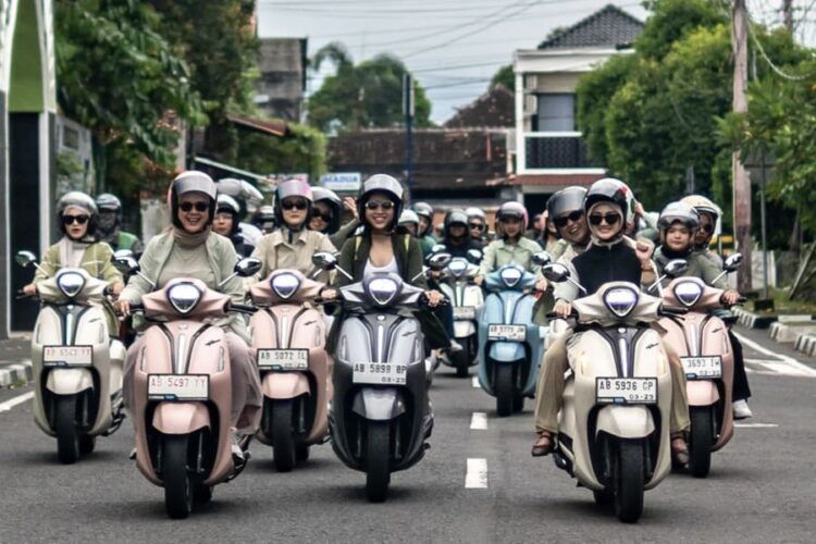 Ribuan Pengendara Grand Filano Hybrid di Seluruh Indonesia Kompak Tampil Stylish dan Berbagi Kebaikan di Bulan Suci