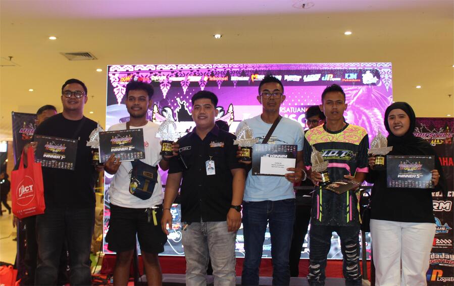 Modifstyle Lancang Kuning Motocontest Seri 3 Pekanbaru Digempur 228 Modifstylerz Pulau Sumatera
