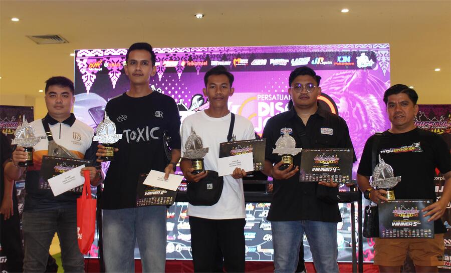 Modifstyle Lancang Kuning Motocontest Seri 3 Pekanbaru Digempur 228 Modifstylerz Pulau Sumatera